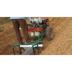 手扶帶動(dòng)的花生播種機(jī)、8馬力以上的手扶拖拉機(jī)